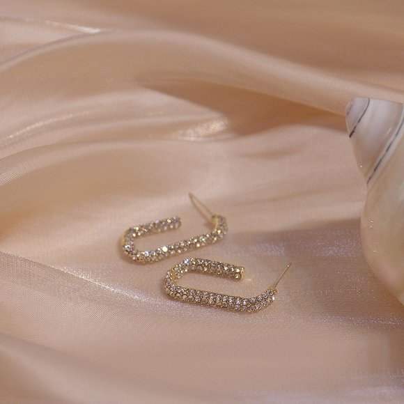 NEW 14K Gold Plated Round Pace Diamond Square Hoop Earrings - Picture 6 of 9